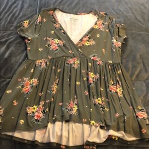 Torrid blouse! New without tags! Size 2